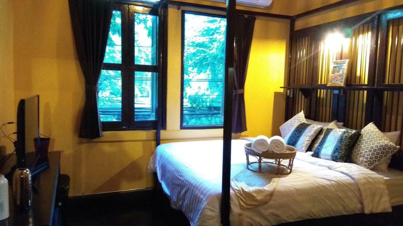 Auberge de jeunesse Long Feng Bangkok Extérieur photo